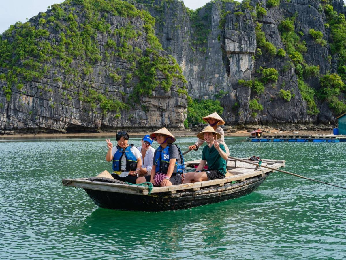 Hotel Arcady Boutique Cruise Hạ Long Exterior foto