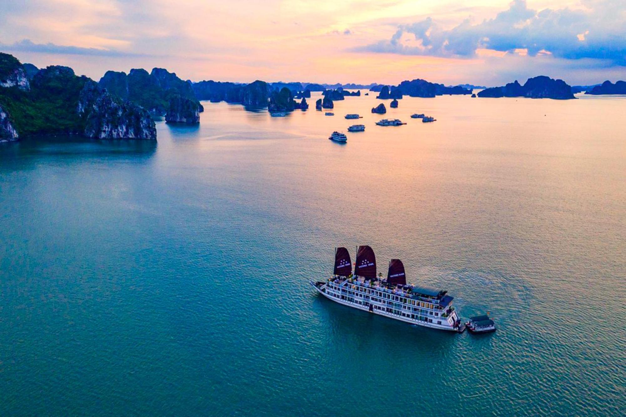 Hotel Arcady Boutique Cruise Hạ Long Exterior foto