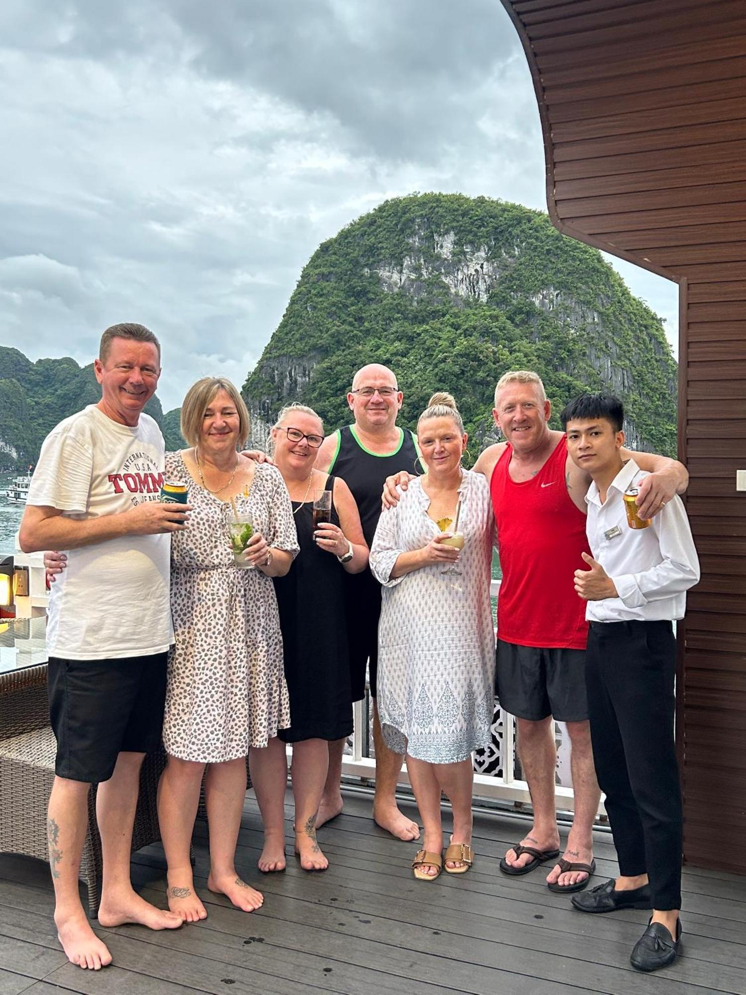 Hotel Arcady Boutique Cruise Hạ Long Exterior foto
