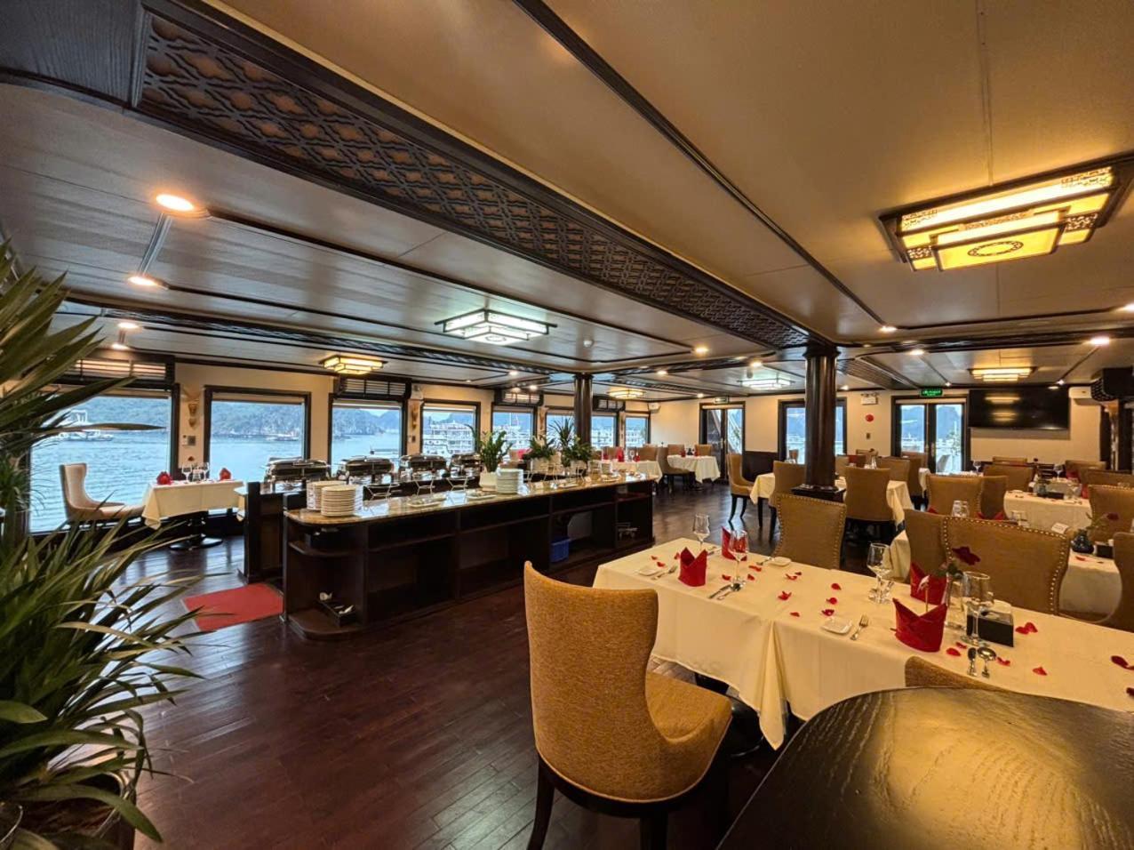 Hotel Arcady Boutique Cruise Hạ Long Exterior foto